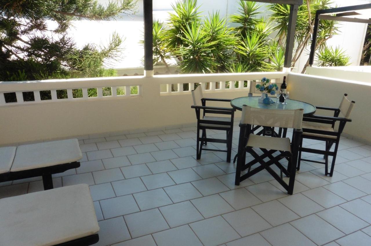 Julies Apartments Kokkini Hani Exterior photo